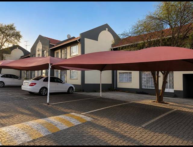 3 BEDROOM APARTMENT FOR SALE IN DIE HOEWES